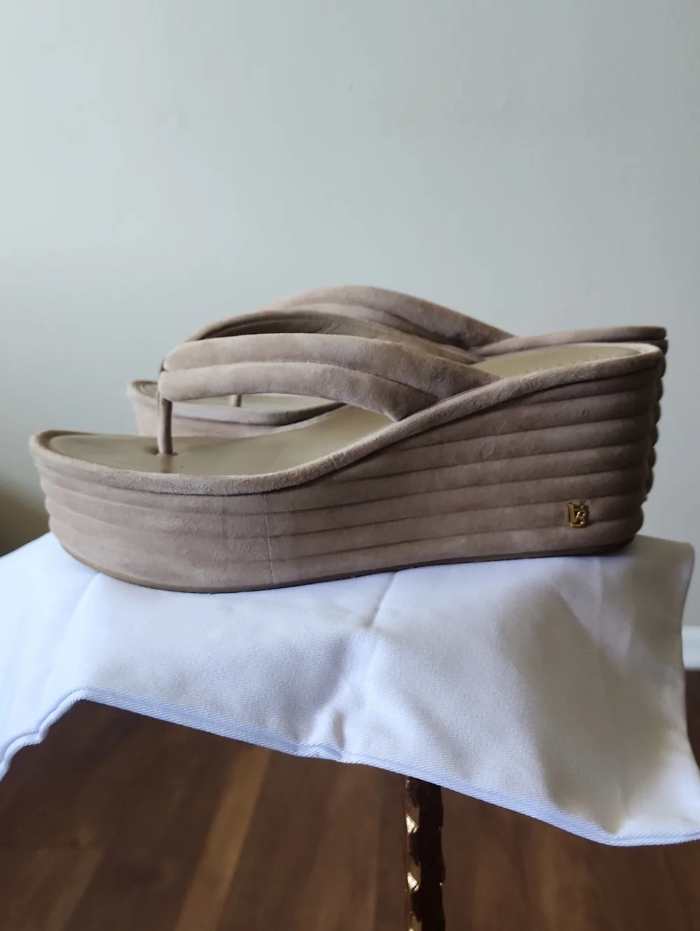 Veronica Beard Suede Beige Platform Wedge Thong Sandals